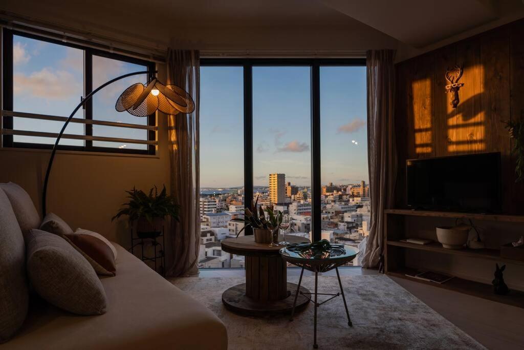 Apartamento The Penthouse Ginowan Urasoe Exterior foto